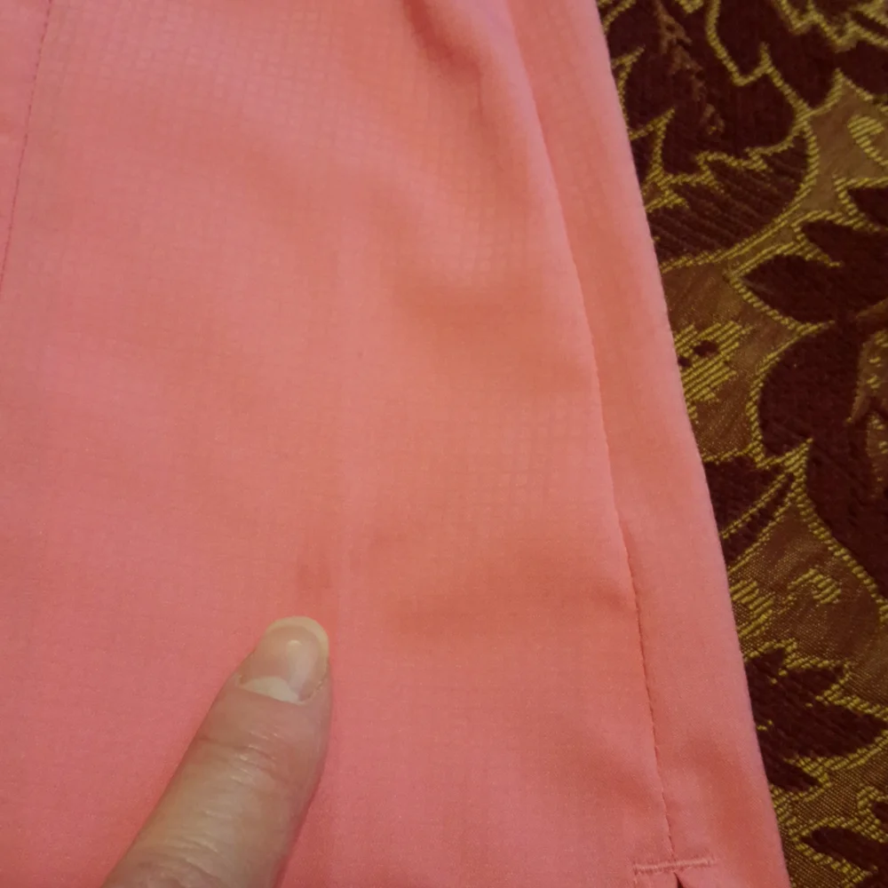 Beautiful Columbia PFG sleeveless top - Picture 10 of 10